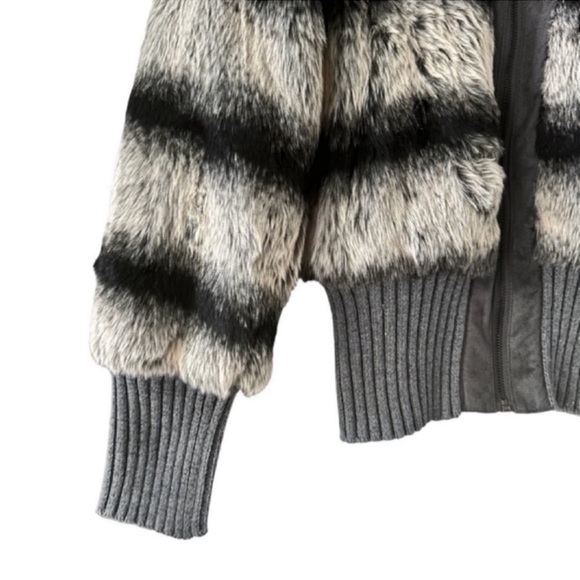 Rachel Zoe Black White and Grey Faux Fur Bomber Jacket Size XS - Picture 3 of 8